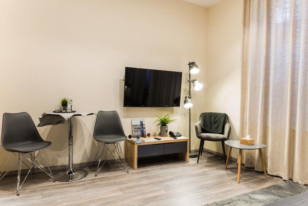 Malon apartments Odessa Extérieur photo